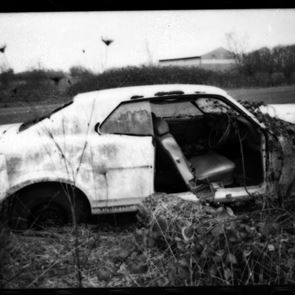 Στη Φουκουσίμα υπάρχει ένα τοξικό &#39;νεκροταφείο&#39; σπάνιων αυτοκινήτων