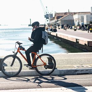 Οι λόγοι που δεν πέφτουν τα κρούσματα κορονοϊού