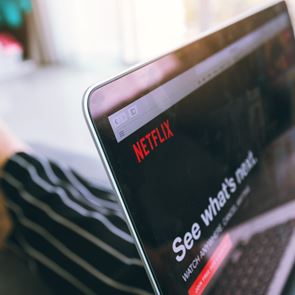 Η κανονικότητα πλησιάζει, το &lt;em>Netflix&lt;/em> χάνει νέους χρήστες