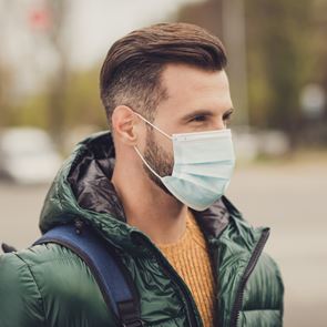 Κορονοϊός: Αυξήθηκαν στα 7.317 τα νέα κρούσματα