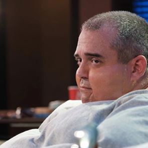 O Πυγμαλίων Δαδακαρίδης μεταμορφώθηκε για τον ρόλο του στη &#39;Φάλαινα