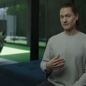 Η ρουτίνα του Bryan Johnson, του 45χρονου εκατομμυριούχου που θέλει να γίνει ξανά 18