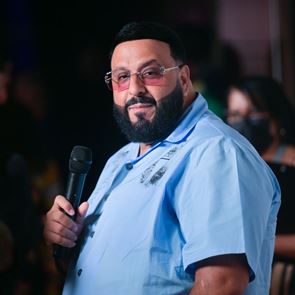 Ο DJ Khaled σέβεται τα Air Jordan του περισσότερο από τους σωματοφύλακες