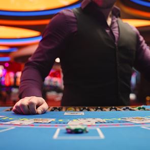 Ο μαγικός κόσμος του live casino σας περιμένει στη NetBet