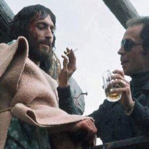 &quot;Ο Ιησούς από τη Ναζαρέτ&quot;: Η ιστορία πίσω από τη σκηνή του Σταυρού