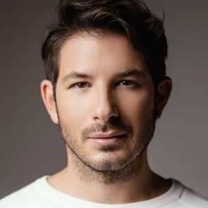 Όταν κάποιος σου λέει πως είναι gay