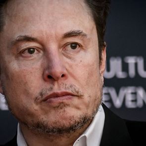 To Twitter έχει χάσει το 71% της αξίας του από τότε που το εξαγόρασε ο Elon Musk