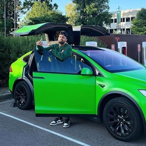 Πώς ο Nick Kyrgios πήρε πίσω το κλεμμένο του <em>Tesla</em>