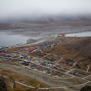 Πώς είναι να ζεις στη βορειότερη πόλη του πλανήτη