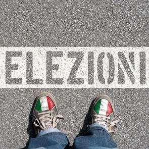 Οι &lt;em>Ιταλοί&lt;/em> προσέρχονται στις κάλπες