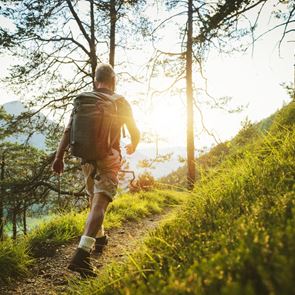 Χτίσε τους μύες σου με το περπάτημα με αυτά τα 5 μυστικά