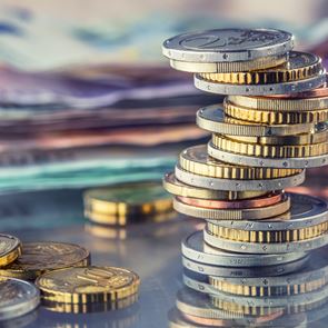 Πόσο αυξάνεται ο κατώτατος μισθός από την 1η Ιανουαρίου