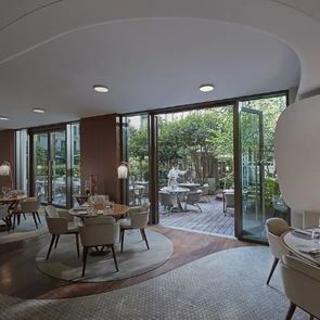 Mandarin Oriental x 2: Γευστική σύζευξη Μεσσηνίας-Παρισιού από τον Bertrand Valegeas