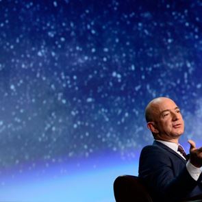 O Jeff Bezos ετοιμάζεται για το διάστημα