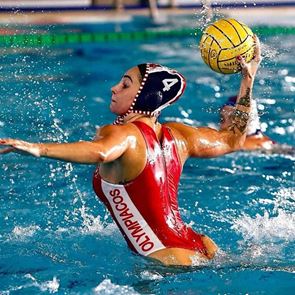 H Νικόλ Ελευθεριάδου έχει κάτι να πει για το περίφημο &#39;η κοπέλα του Βεζένκοφ