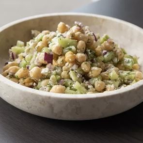 Ενέργεια, φυτικές ίνες και πρωτεΐνη: Γιατί τα όσπρια είναι η καλύτερη "back to routine" τροφή της νέας σεζόν