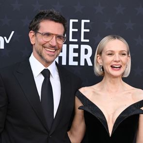 Η επεισοδιακή πρώτη συνάντηση του Bradley Cooper και της Carey Mulligan