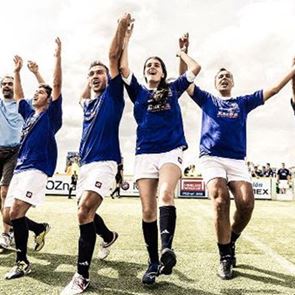 Ένα τουρνουά ποδοσφαίρου στην πλατεία Συντάγματος