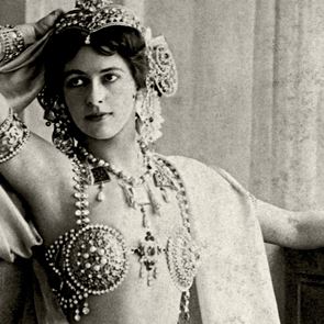 Μάτα Χάρι: Εξωτική χορεύτρια, sex worker, κατάσκοπος βήτα διαλογής