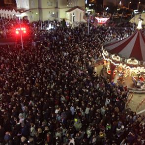 Η χριστουγεννιάτικη συναυλία του Πάνου Κιάμου στο Περιστέρι