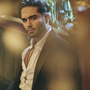 Ο Χρήστος Μάστορας ζει στον κόσμο