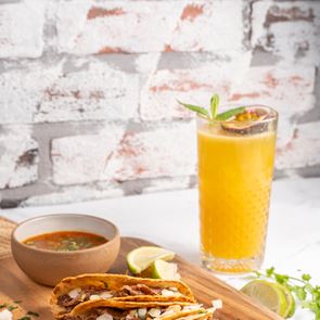 Η Άνοιξη έφτασε στα TGI Fridays™ με Νέα Πιάτα και Easter Delights