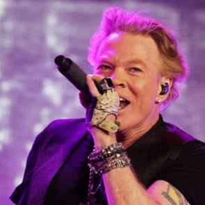 O Axl Rose κατηγορείται για σεξουαλική επίθεση