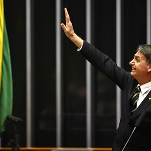 Κι όμως, η δημοτικότητα του Jair Bolsonaro αυξάνεται
