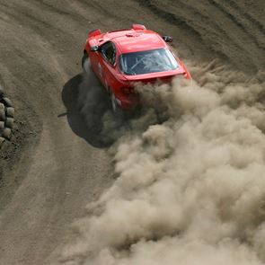 Πώς είναι να οδηγείς ένα αγωνιστικό αυτοκίνητο που έχει αφήσει εποχή