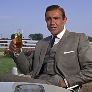 Σύμφωνα με την επιστήμη ο &lt;em>James&lt;/em> &lt;em>Bond&lt;/em> είναι αλκοολικός