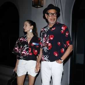 Μόνο ο Jeff Goldblum μπορεί να υποστηρίξει το matching look
