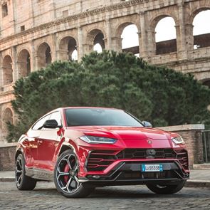 Η νέα μανία για εξωτικά αυτοκίνητα