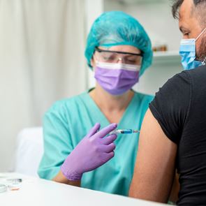 To plan Β για τους εμβολιασμούς