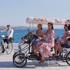 Οι Σπέτσες για 6η χρονιά στους vintage ρυθμούς του Tweed Run