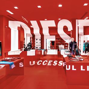 Το νέο, τολμηρό pop-up store concept της Diesel