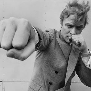 Όσα έμαθε η ζωή στον Sir Michael Caine