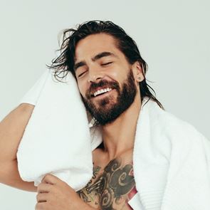 Το πανέξυπνο σεσουάρ που θα αλλάξει τον τρόπο που στεγνώνεις και χτενίζεις τα &lt;em>μαλλιά&lt;/em> σου