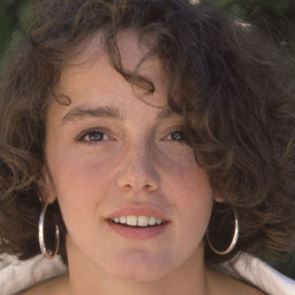 Ποια είναι η Γαλλίδα superstar που σχολιάζει τον 19χρονο εαυτό