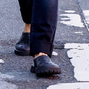 Καλοκαιρινά slippers για trend-setters