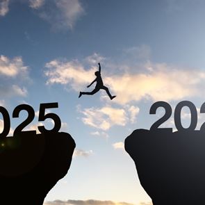 Ποιες ερωτήσεις πρέπει να κάνεις στον εαυτό σου το 2026 για να είσαι πιο ευτυχισμένος