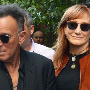 Ο πιο old school casual τρόπος να φορέσεις το μαύρο &lt;em>πουκάμισο&lt;/em>