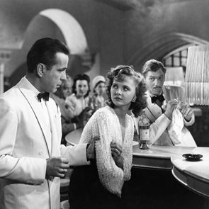 3 διαχρονικά μαθήματα στυλ από τον Humphrey Bogart