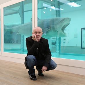 Όταν ο Damien Hirst έκαψε 4.851 έργα
