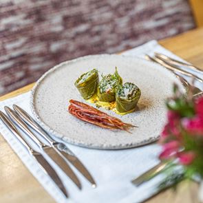 Symposio at Ark: Το Kaliya έφερε τον αέρα της Καλντέρας στη Γλυφάδα