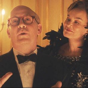 5 σειρές για να δεις αν σου άρεσε το Feud: Capote vs. the Swans