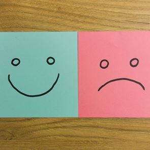 Τοξική θετικότητα, σχήμα οξύμωρο αλλά υπαρκτό