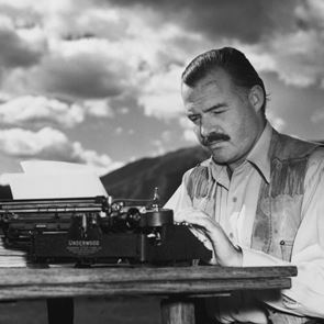 Μία άγνωστη ιστορία του Ernest Hemingway από το 1956 θα δημοσιευτεί για πρώτη φορά