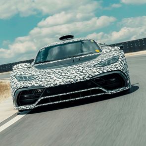 Τα 1000 άλογα της Mercedes-AMG One πάτησαν στην πίστα