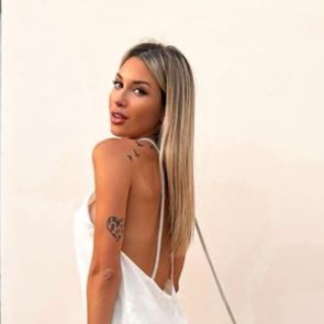 Μια ματιά στο Instagram της Agustina Gandolfo