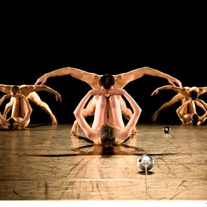 3 Rooms: Τα σαγηνευτικά &#39;δωμάτια χορού&#39; του Μπαλέτου της ΕΛΣ